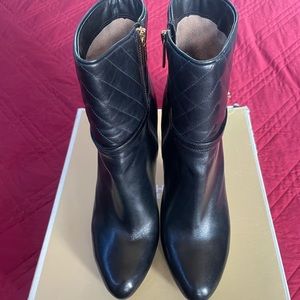 Michael kors boots
